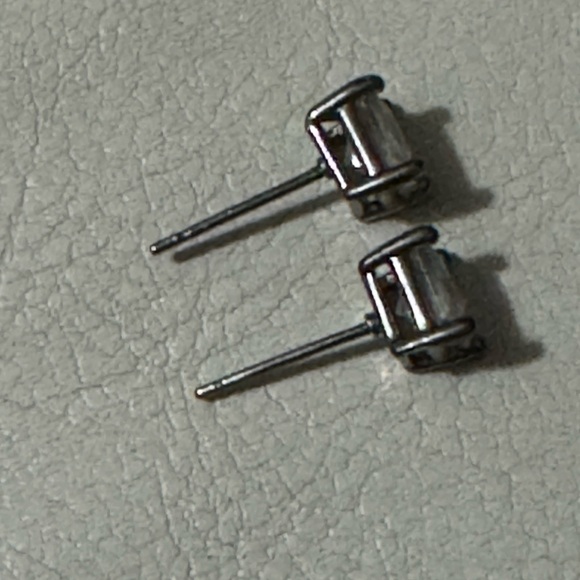 CZ Earrings - Picture 11 of 12